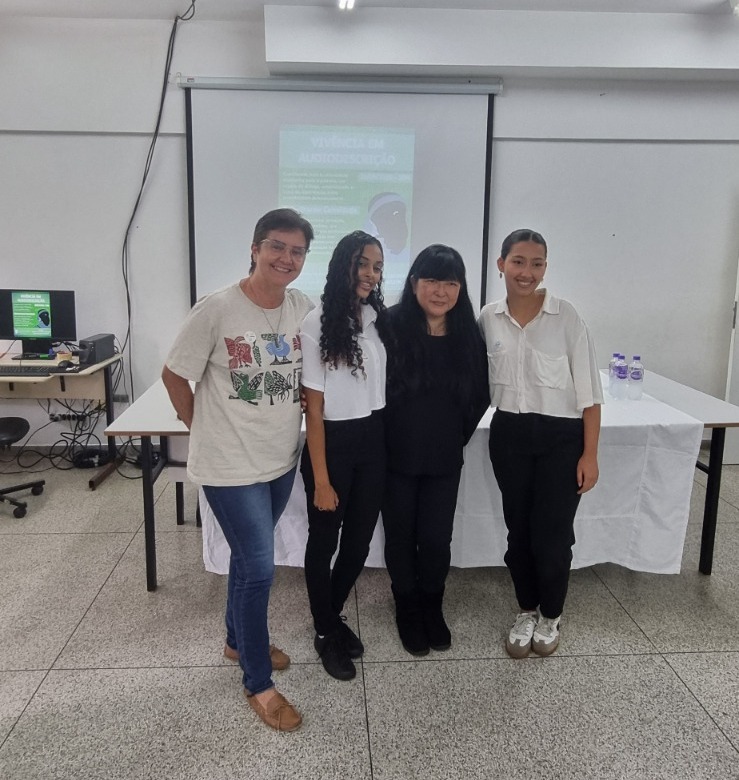 FOTO 1 ROSA MATILDE BOLSISTAS